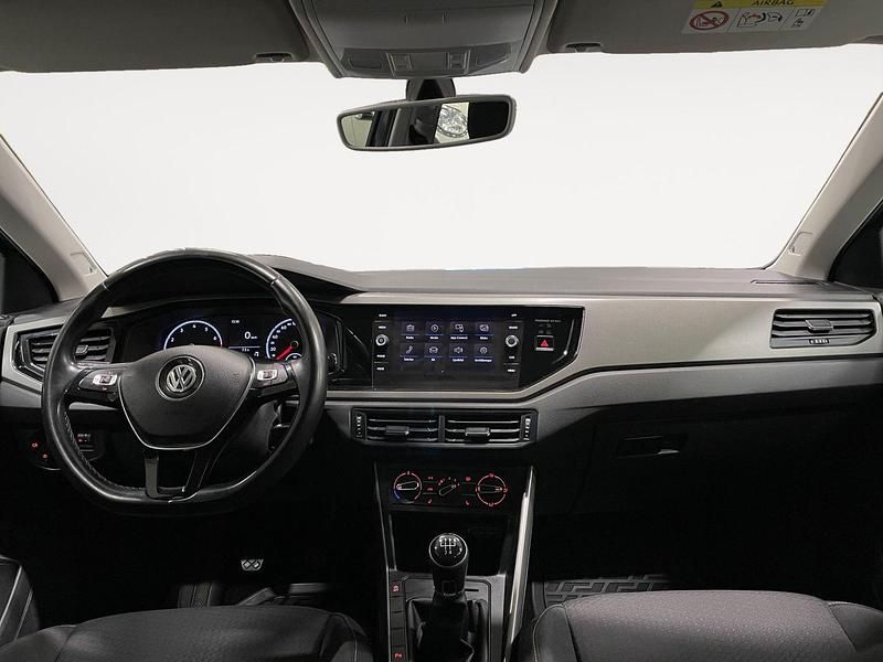 Begagnad VW Polo 95 HK (69 kW) 2018 Silver/grå Halvkombi