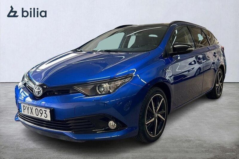 Blå Begagnad 2018 Toyota Auris Touring Sports Kombi | 184 900 kr (Marknadspris) - Bild 1/3