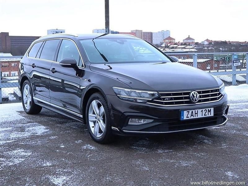 Begagnad VW Passat S 150 HK (110 kW) 2020 Brun samma som bilen Kombi