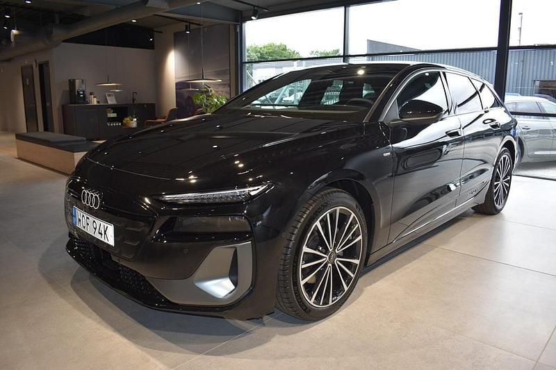 Svart Ny 2025 Audi A6 e-tron S-Line Kombi | 758 600 kr - Bild 1/4