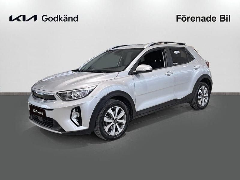 Sparkling silver Begagnad 2024 Kia Stonic Advance SUV | 229 000 kr (Marknadspris) - Bild 1/4
