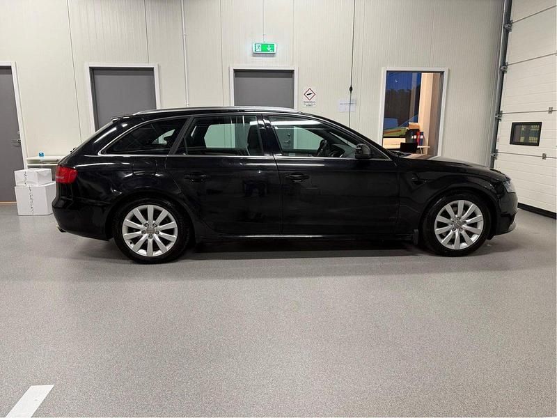 Svart Begagnad 2010 Audi A4 Kombi | 78 000 kr (Lite dyr) - Bild 1/4