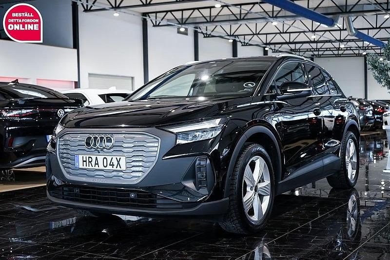 Svart Begagnad 2022 Audi Q4 e-tron Proline SUV | 309 900 kr (Lite dyr) - Bild 1/4
