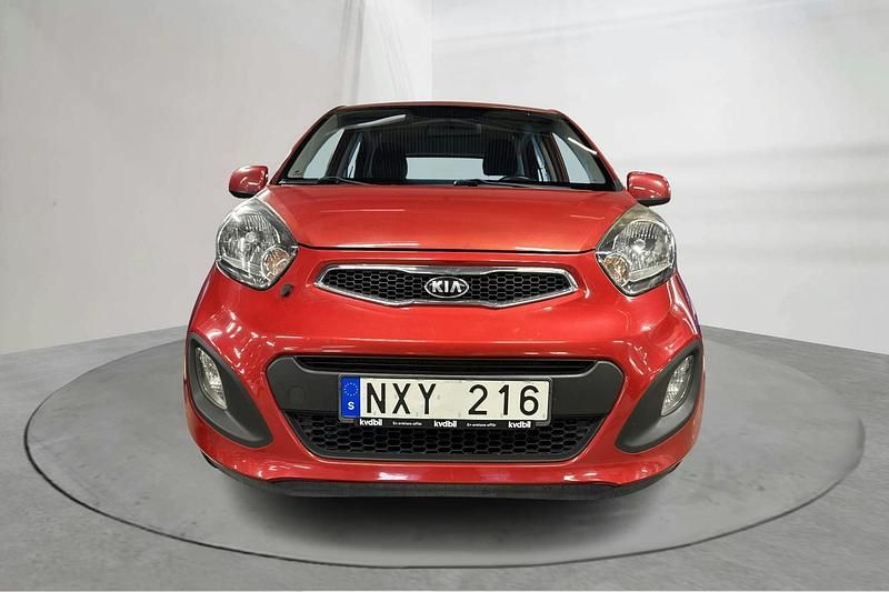 Begagnad Kia Picanto 69 HK (50 kW) 2013 Röd Halvkombi