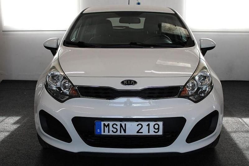 Begagnad 2012 Kia Rio | 69 900 kr (Marknadspris) - Bild 1/4