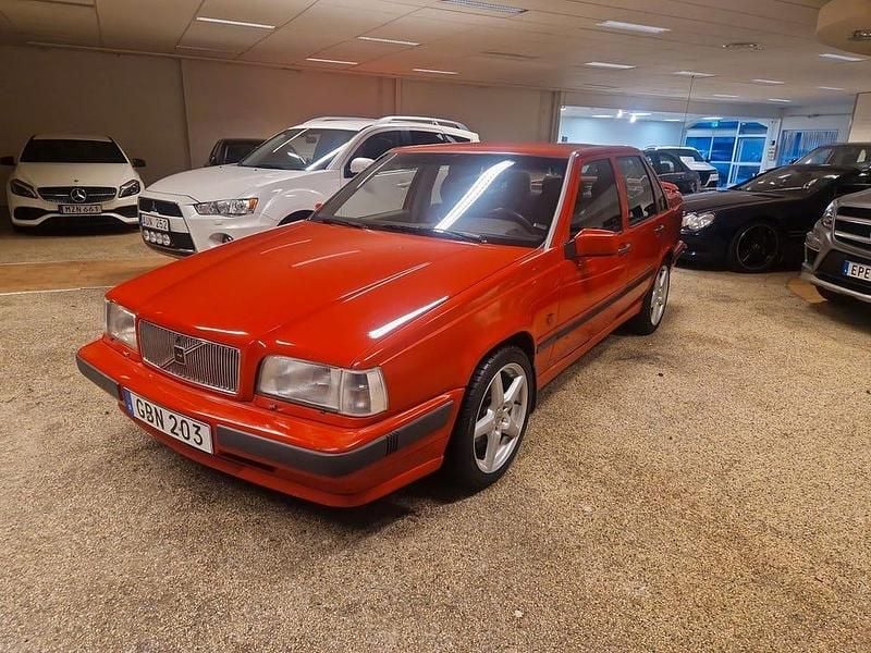 Begagnad Volvo 850 SE 140 HK (102 kW) 1994 Röd Sedan