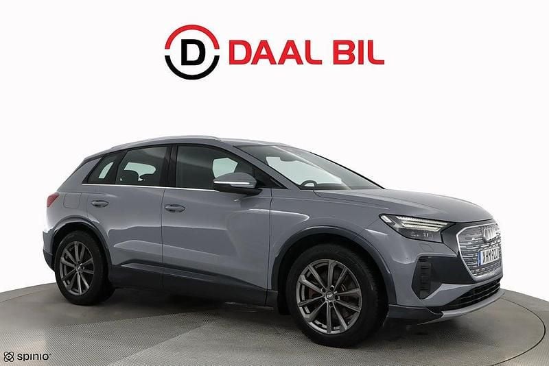 Begagnad Audi Q4 e-tron Advanced 219 kW (299 HK) 2022 Grå SUV