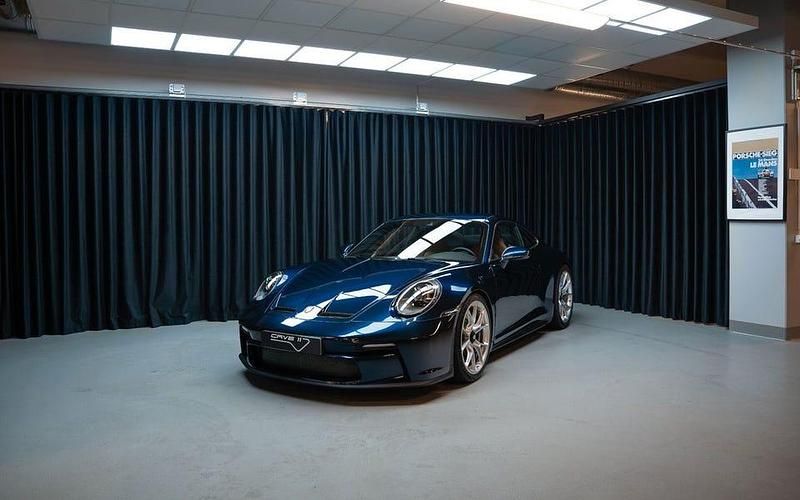 Begagnad Porsche 992 510 HK (375 kW) 2024 Blå