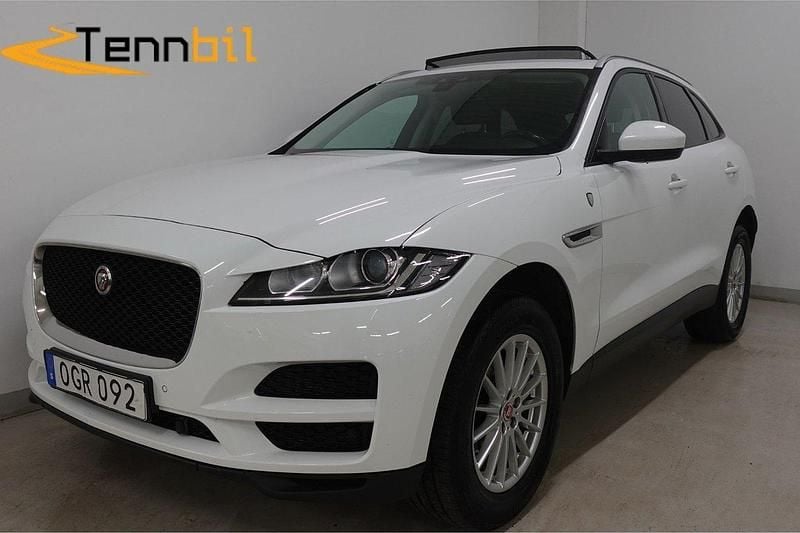 Grå Begagnad 2017 Jaguar F-Pace SUV | 209 900 kr (Marknadspris) - Bild 1/4