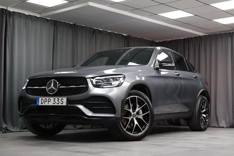 Grå Begagnad 2023 Mercedes GLC300 AMG Line Premium Plus Sportkupé | 579 000 kr - Bild 1/4