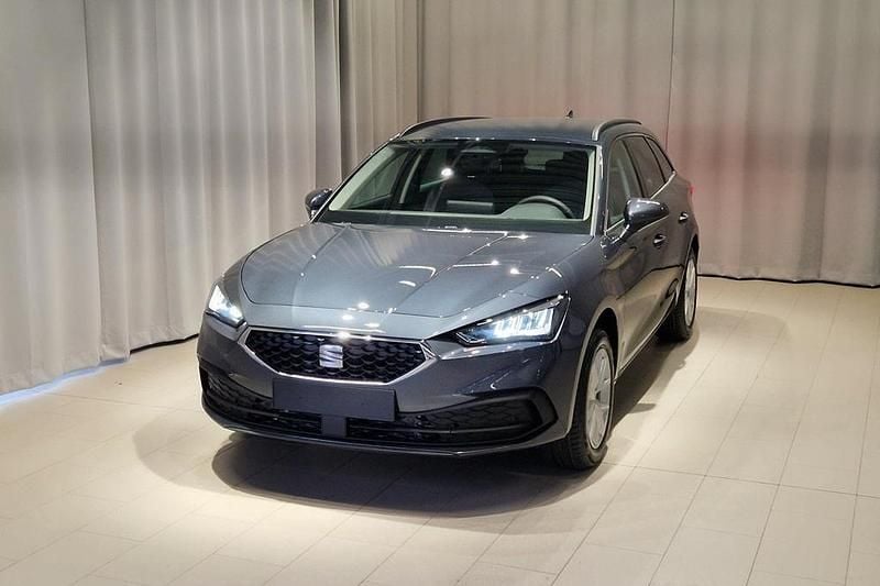 Grå Ny 2026 Seat Leon | 318 700 kr (Dyr) - Bild 1/4