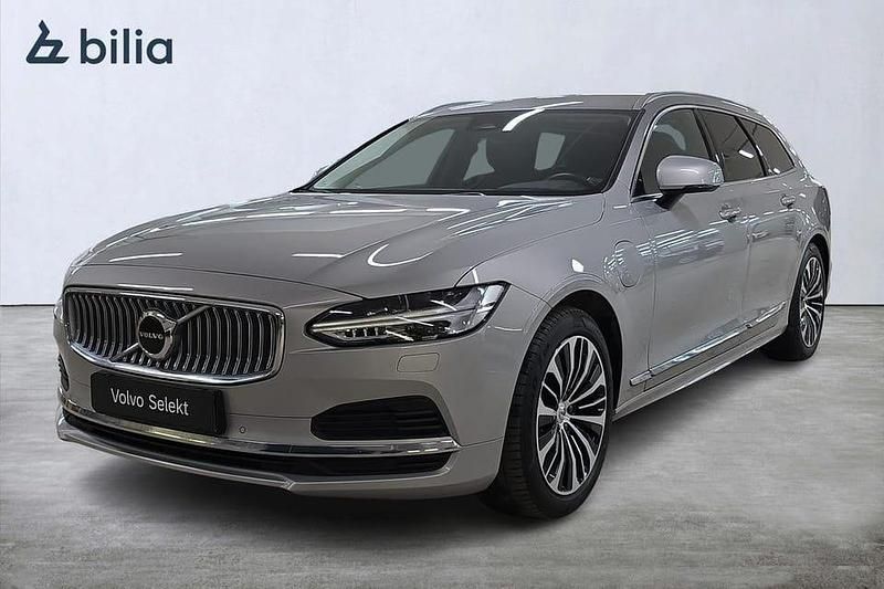 Silver Begagnad 2023 Volvo V90 Core Kombi | 379 000 kr - Bild 1/3