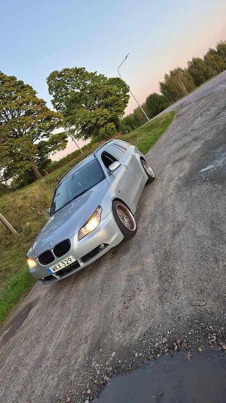 Begagnad BMW 525 192 HK (141 kW) 2005 Kombi