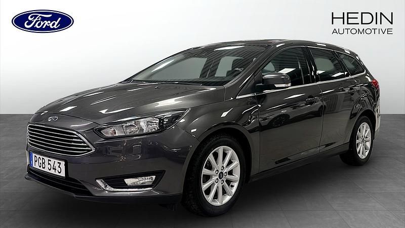 Grå Begagnad 2016 Ford Focus Kombi | 129 900 kr (Lite dyr) - Bild 1/4