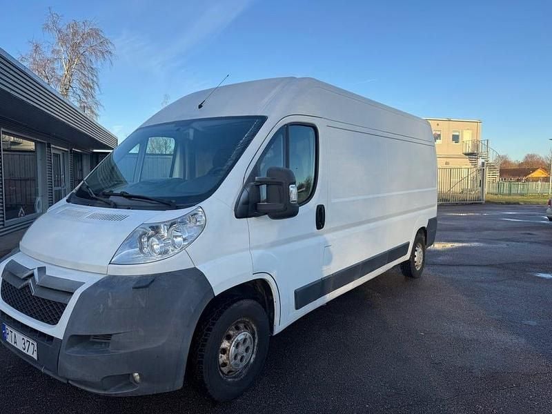 Vit Begagnad 2012 Citroën Jumper Minibuss | 74 900 kr (Marknadspris) - Bild 1/4