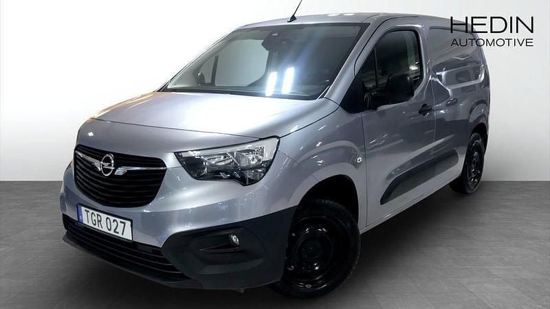 Grå Begagnad 2023 Opel Combo Van | 244 900 kr (Bra pris) - Bild 1/4