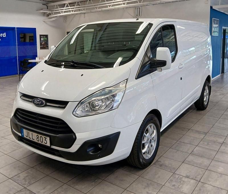 Vit Begagnad 2014 Ford Transit Custom Limited Van | 99 400 kr (Marknadspris) - Bild 1/4