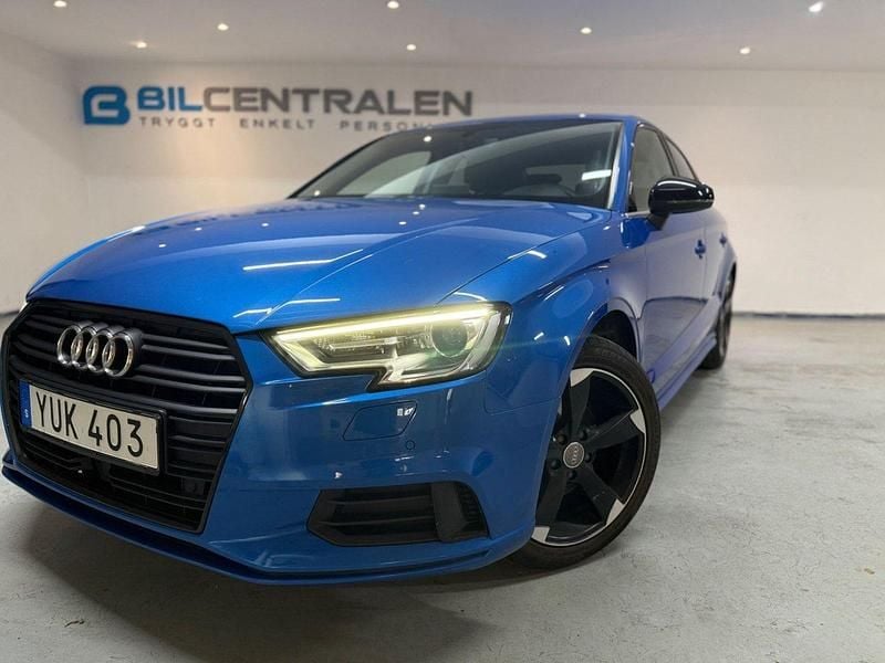 Blå Begagnad 2017 Audi A3 Proline Sedan | 144 900 kr (Bra pris) - Bild 1/4