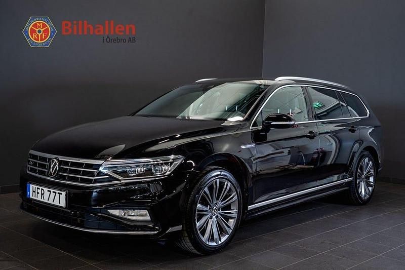 Svart Begagnad 2022 VW Passat GT Kombi | 284 900 kr (Marknadspris) - Bild 1/4