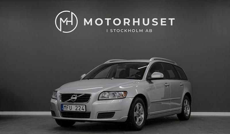 Begagnad Volvo V50 146 HK (107 kW) 2011 Grå Kombi