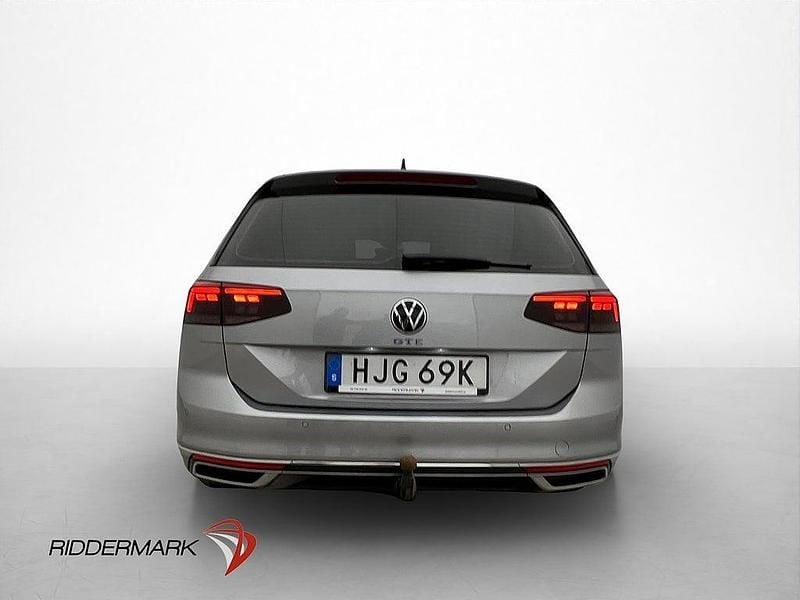 Begagnad VW Passat GTE 218 HK (160 kW) 2020 Silver Kombi