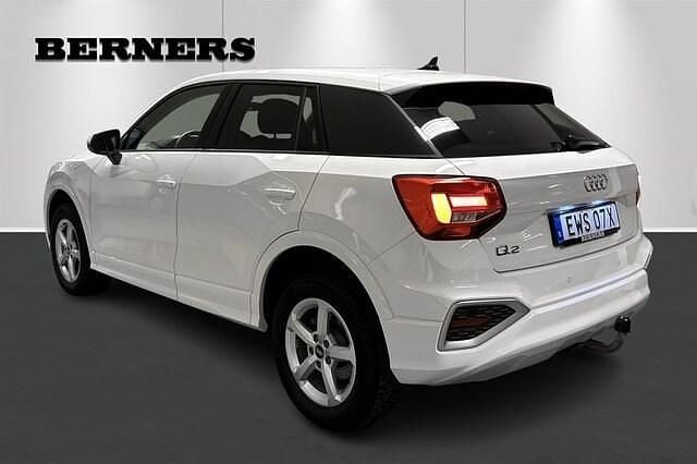 Begagnad Audi Q2 Advanced Plus 151 HK (111 kW) 2024 Vit SUV