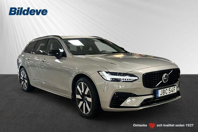 Silver Begagnad 2024 Volvo V90 Plus Kombi | 489 900 kr (Marknadspris) - Bild 1/4