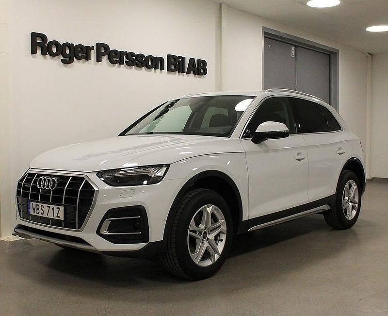 Vit Begagnad 2024 Audi Q5 SUV | 459 000 kr (Bra pris) - Bild 1/4