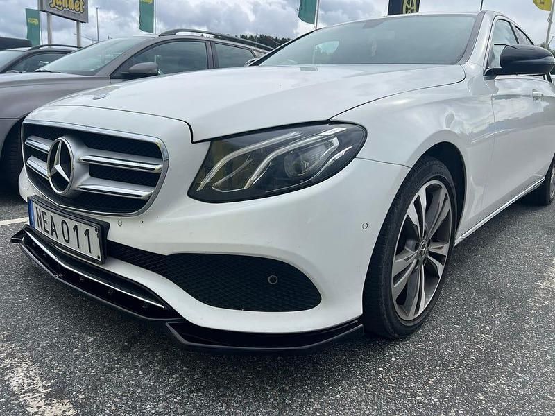 Begagnad Mercedes E220 Avantgarde 194 HK (142 kW) 2017 Sedan