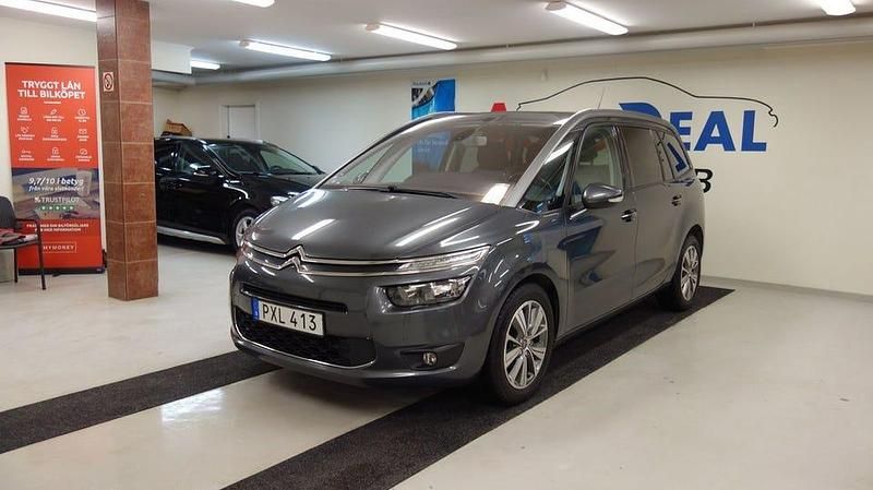 Grå Begagnad 2015 Citroën Grand C4 Picasso Minibuss | 104 900 kr (Marknadspris) - Bild 1/4