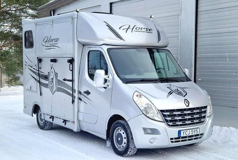 Begagnad Renault Master 125 HK (91 kW) 2011 Silver