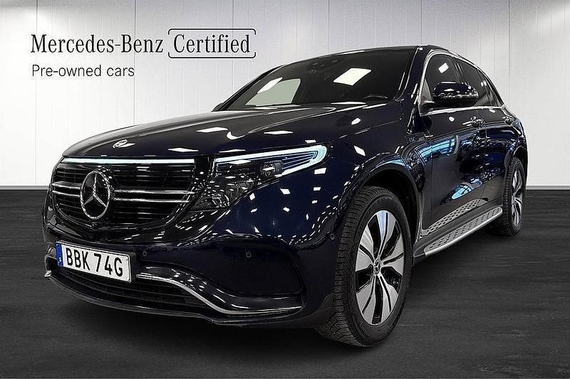 Blå Begagnad 2022 Mercedes EQC400 AMG SUV | 429 000 kr (Marknadspris) - Bild 1/4