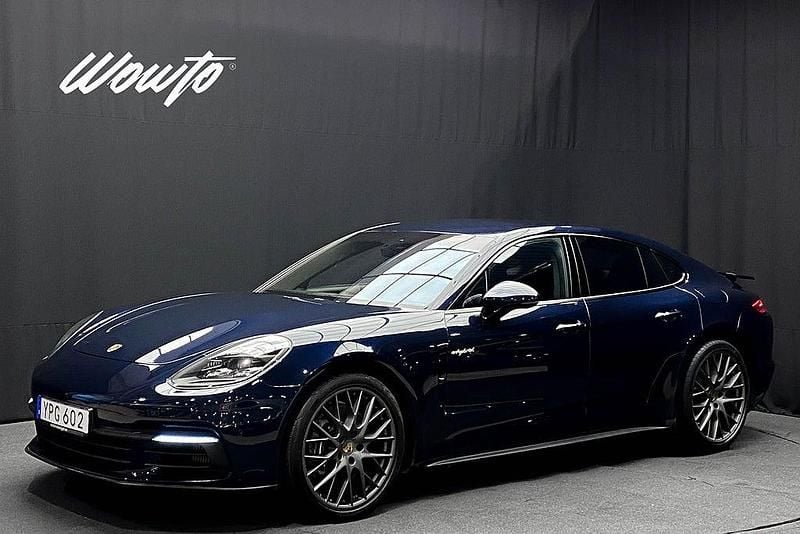 Begagnad Porsche Panamera 4 330 HK (242 kW) 2017 Blå Sedan