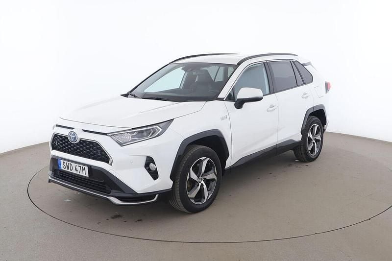 Vit Begagnad 2021 Toyota RAV4 Hybrid Edition SUV | 292 000 kr (Superpris) - Bild 1/3