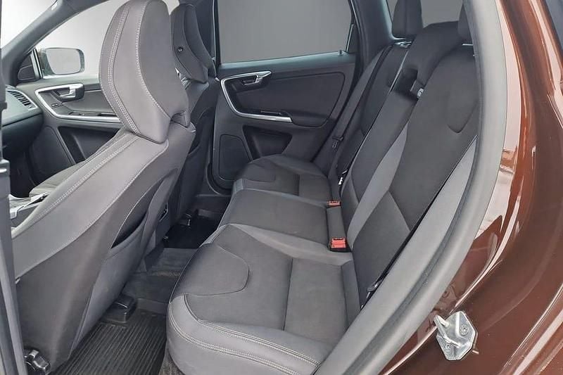 Begagnad Volvo XC60 184 HK (135 kW) 2014 Brun SUV