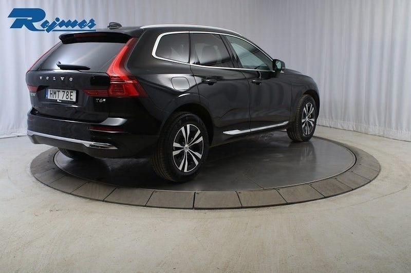 Begagnad Volvo XC60 Core 253 HK (186 kW) 2025 Svart SUV