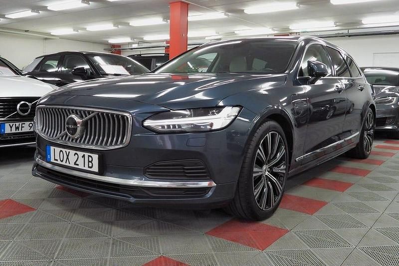 Blå Begagnad 2021 Volvo V90 Inscription Kombi | 289 500 kr (Lite dyr) - Bild 1/4