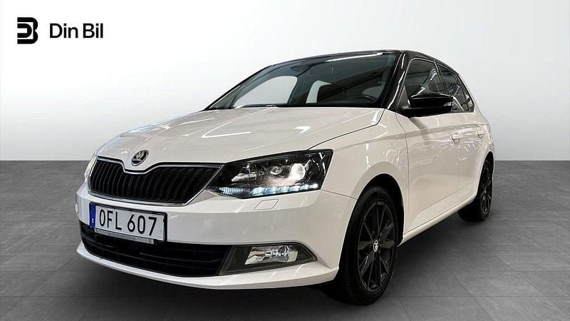 Vit Begagnad 2016 Skoda Fabia Style Halvkombi | 99 900 kr (Marknadspris) - Bild 1/4