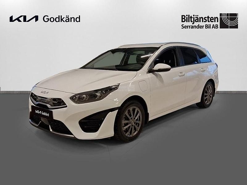 Begagnad Kia Ceed Sportswagon Advance 141 HK (103 kW) 2023 Vit Kombi