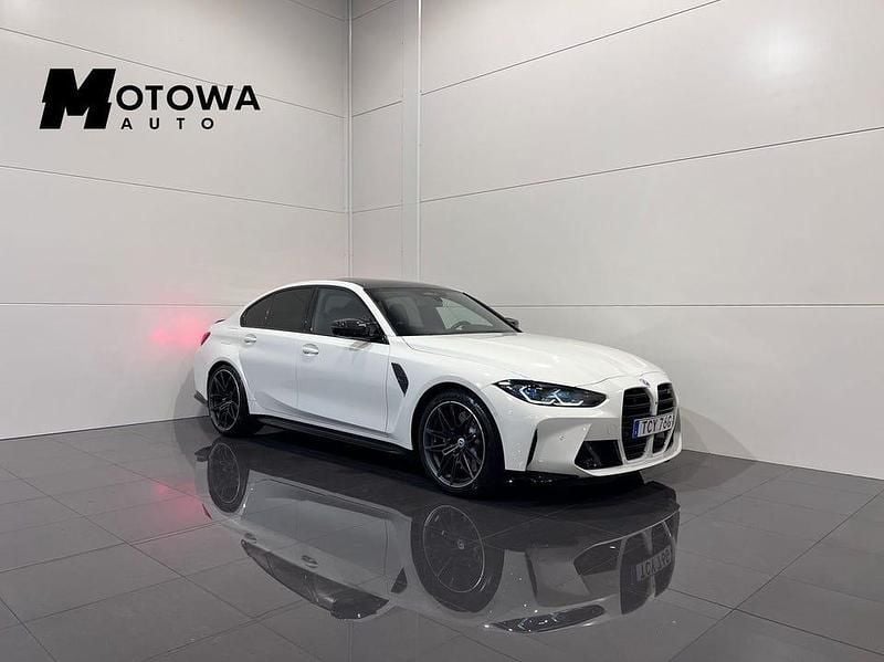 Vit Begagnad 2022 BMW M3 Competition Edition Sedan | 919 900 kr (Superpris) - Bild 1/4