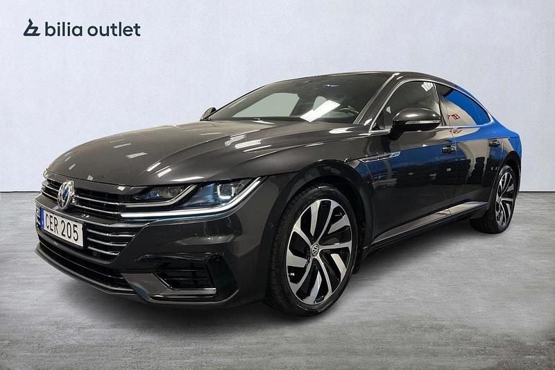 Mörkgrå Begagnad 2018 VW Arteon GT Halvkombi | 279 900 kr (Marknadspris) - Bild 1/3