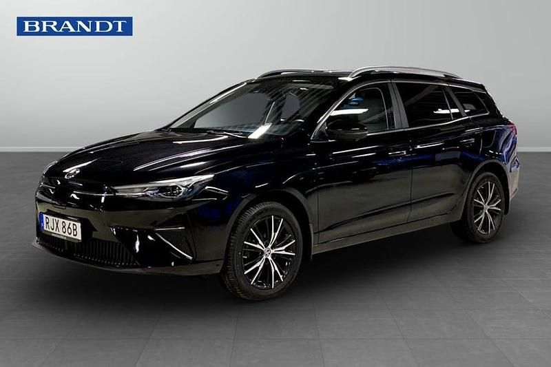 Begagnad MG MG5 EV Long Range Luxury 116 kW (158 HK) 2022 Svart Kombi