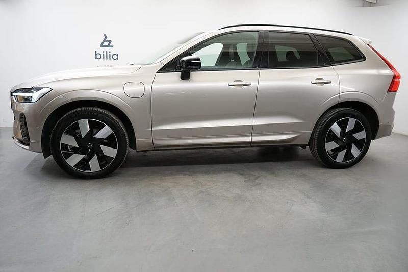 Begagnad Volvo XC60 Ultra 462 HK (339 kW) 2025 Grå SUV