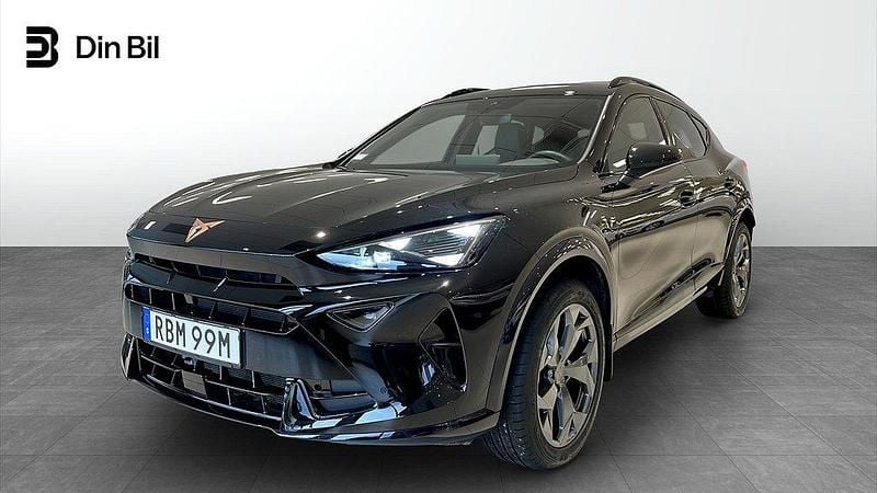 Svart (midnight black metallic) Begagnad 2024 Cupra Formentor SUV | 369 900 kr - Bild 1/4