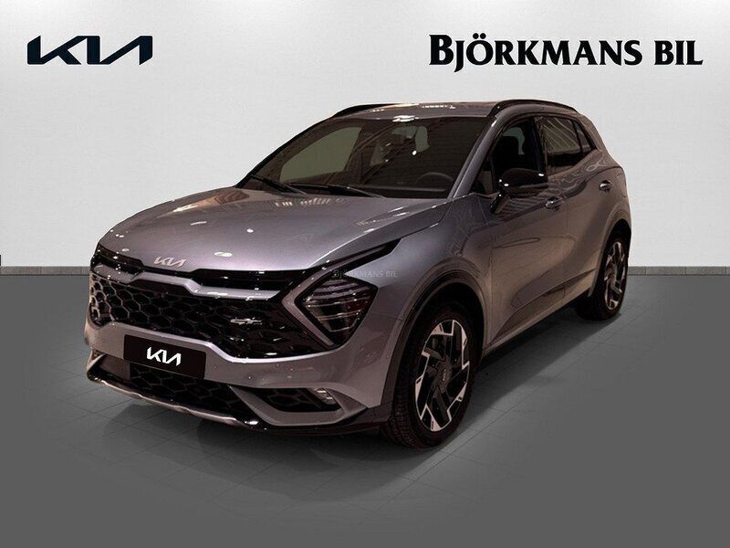 Grå (/css/ lunar silver m) Ny 2024 Kia Sportage GT-Line SUV | 492 925 kr (Bra pris) - Bild 1/4