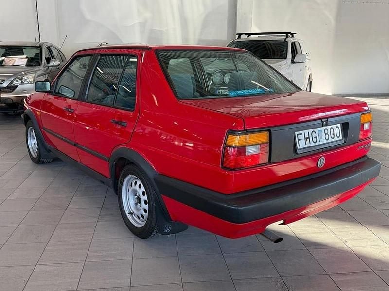 Begagnad VW Jetta 90 HK (66 kW) 1991 Röd Sedan