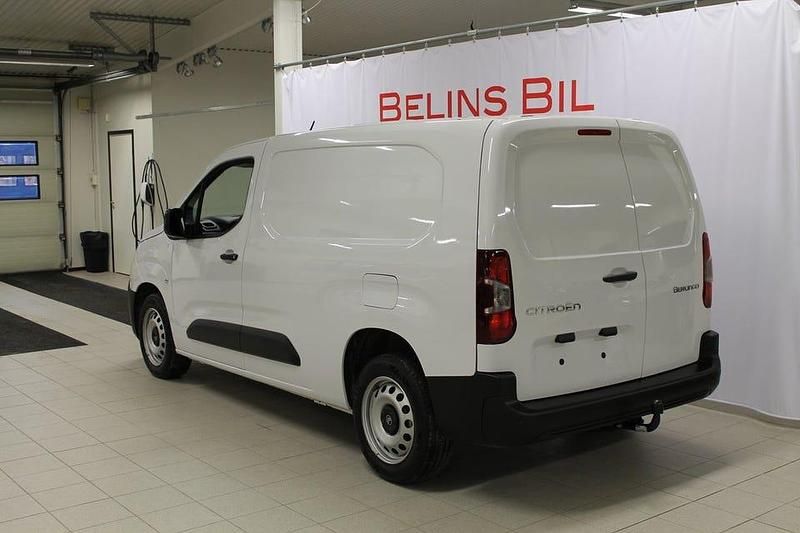 Ny Citroën Berlingo 101 HK (74 kW) 2025 Vit kaolin Minibuss