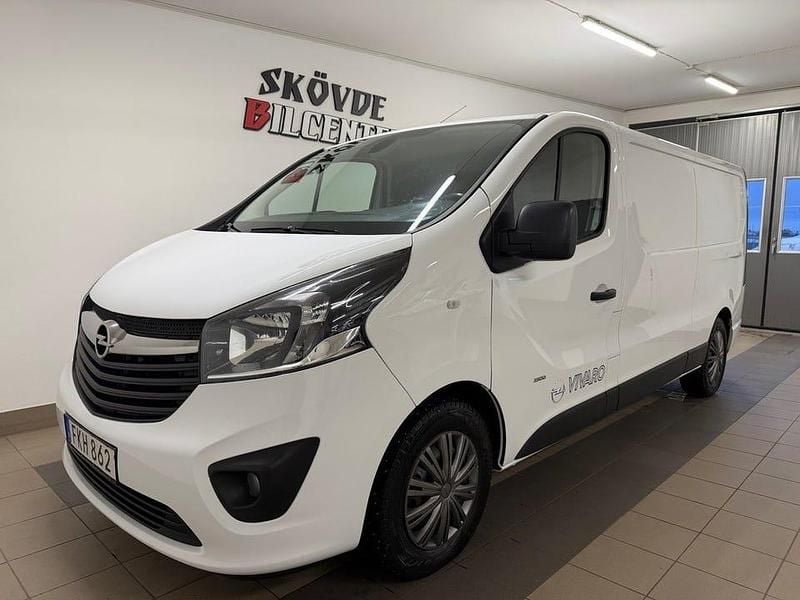 Begagnad Opel Vivaro 125 HK (91 kW) 2017 Vit Minibuss