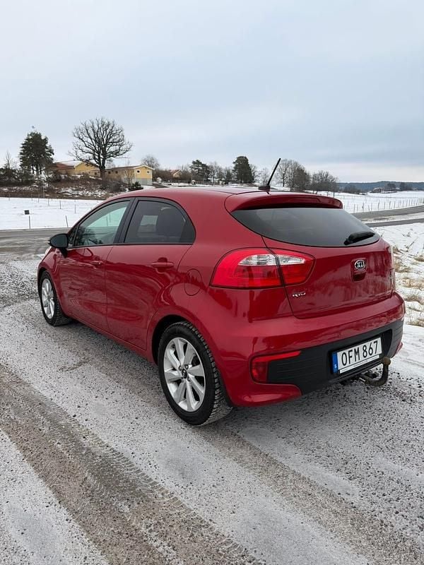 Begagnad Kia Rio 84 HK (61 kW) 2016 Halvkombi