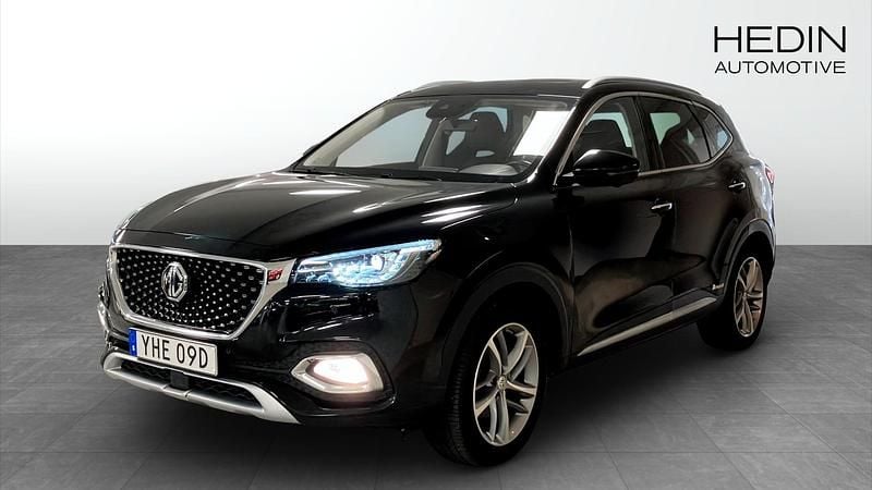 Svart (black) Begagnad 2021 MG EHS Luxury SUV | 219 900 kr (Marknadspris) - Bild 1/4
